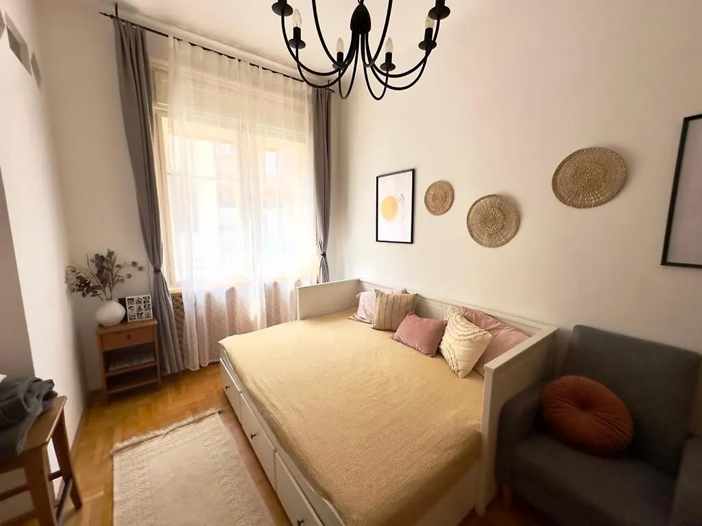 Cozy Studio In City Centre Budapest